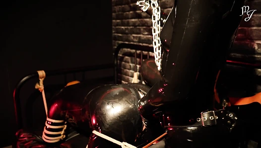 EP1 Slave Centipede : Pegged and Fisted by Two Latex Dominatrices - Maîtresse Julia & Diane