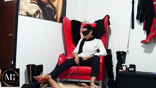 S294 Ballbusting and foot massage