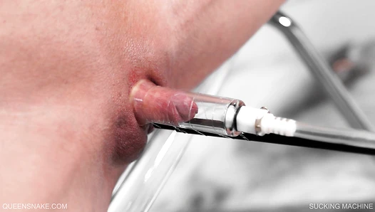 Robot Sex With the Super Clit Sucking Machine