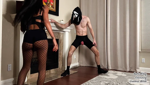 Ballbusting Horror: A scream of Pain