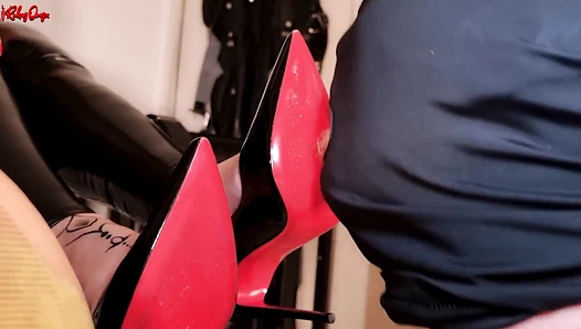 Mistress Lorraine Trains Sissy Susie | Humiliating Foot Worship & Obedience