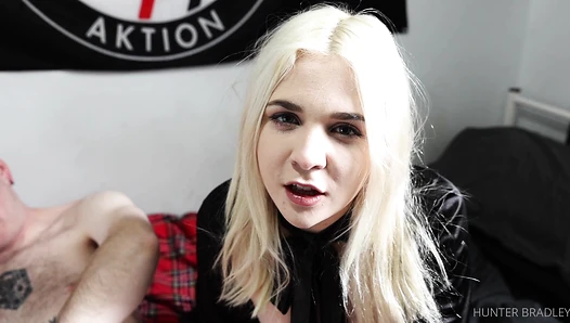 Blowjob Encouragement JOI - Ellie Shoule Convinces You To Suck Cock
