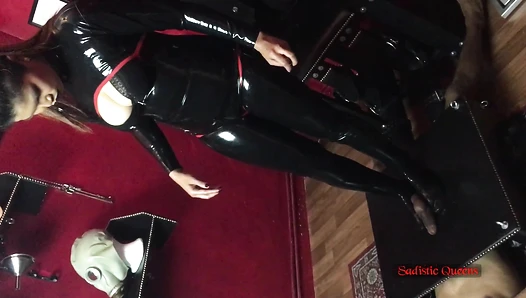 Queen Kali Rain - Latex Cockbox Destruction