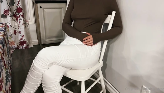 Cruel Stepmom Face Fart Spanking