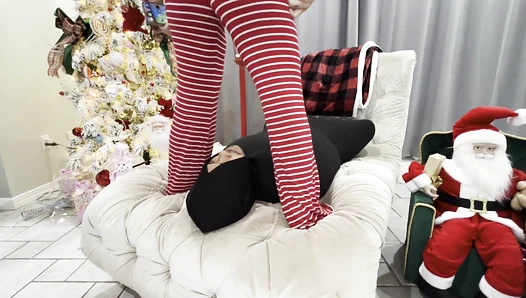 New furniture for Christmas Goddess MsTrigga