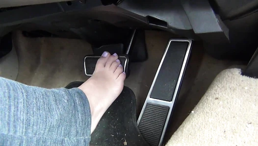 Little Mitzy Gets A Car