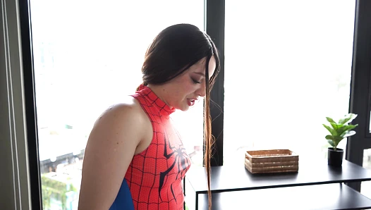 Spiderwoman enslaves Green Goblin