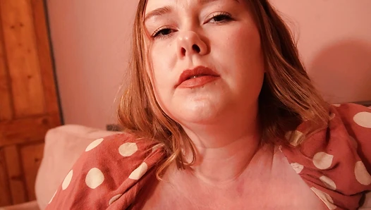 Ivy Wild - On the EDGE of Kisses With Step-Mommy